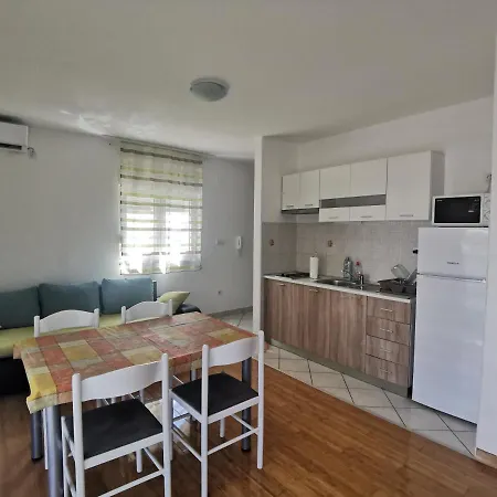 Apartman Gros * Trogir